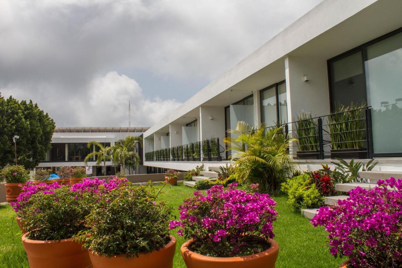 Villa Internacional Hotel & Club Cuernavaca Luaran gambar