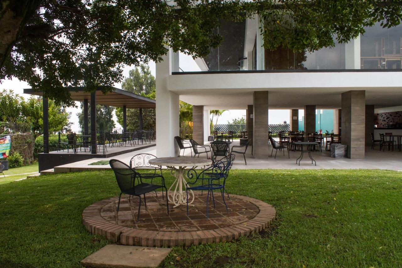 Villa Internacional Hotel & Club Cuernavaca Luaran gambar